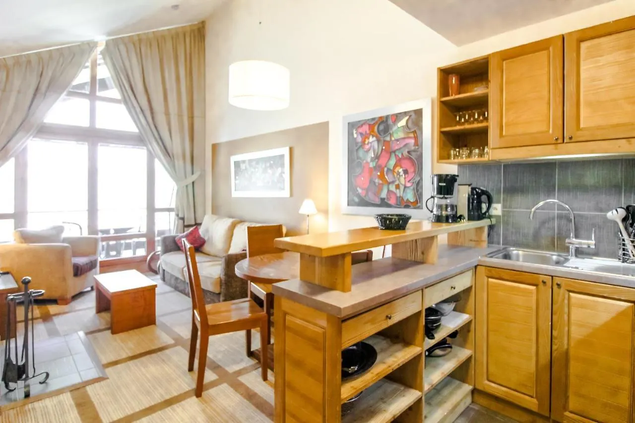 Les Terrasses D'Eos, 1-Bed Apartment With Fireplace, Ski In, Ski Out Flaine France